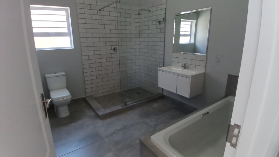 3 Bedroom Property for Sale in Island View Western Cape